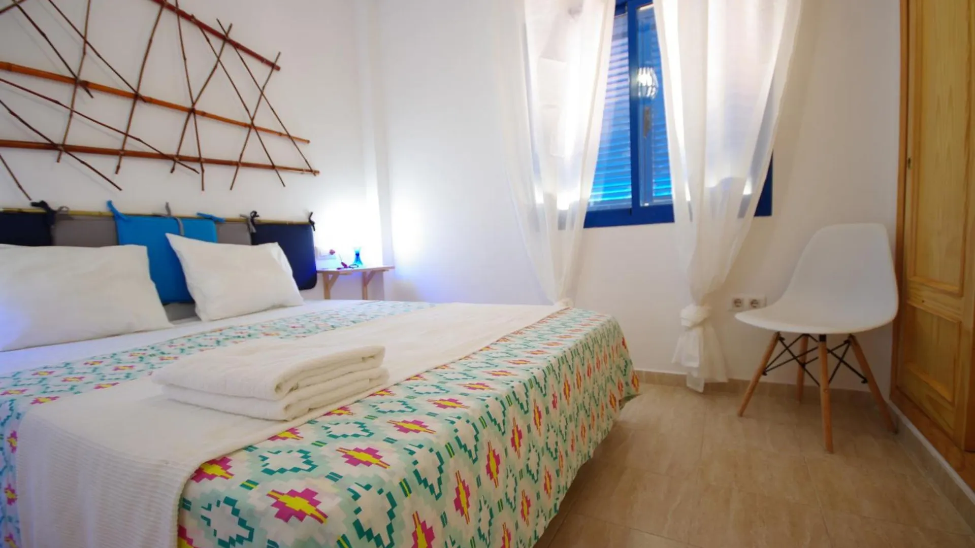 Livingtarifa Lances Blue Apartment